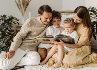 Како да го научите детето на благодарност — без притисок и дополнителни обврски