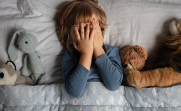 НЕСОНИЦА КАЈ ДЕЦАТА: Зошто не можат да спијат и како да им помогнеме