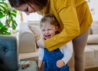 КОГА ДЕТЕТО НЕ САКА ПРЕГРАТКА: Зошто не треба да го присилувате?