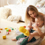 ИГРАЈТЕ СО ВАШЕТО БЕБЕ – тоа е најубавиот начин да расте среќно и здраво