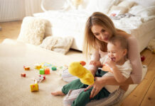 ИГРАЈТЕ СО ВАШЕТО БЕБЕ – тоа е најубавиот начин да расте среќно и здраво