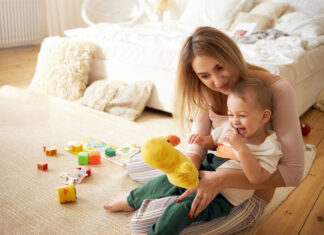 ИГРАЈТЕ СО ВАШЕТО БЕБЕ – тоа е најубавиот начин да расте среќно и здраво