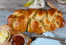 РЕЦЕПТ НА ДЕНОТ: Млечна плетенка која исчезнува штом ја ставите на маса