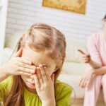 ДЕТСТВО ВО СТРАВ: Што се случува кога мајката е емоционално нестабилна