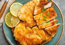 РЕЦЕПТ НА ДЕНОТ: Похувано пилешко на Џејми Оливер