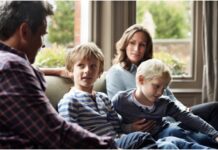 Како децата го развиваат здравиот разум: Лекции што се учат со време