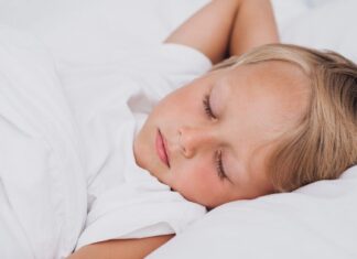 Зошто е поважно кога детето оди на спиење отколку колку спие