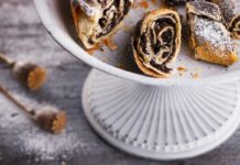 РЕЦЕПТ НА ДЕНОТ: Штрудла со ванила крем и мак