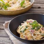 РЕЦЕПТ НА ДЕНОТ: Шпагети со зеленчук во крем сос