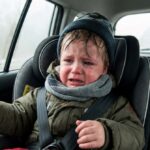 Грешка што родителите често ја прават во зима – а може да му наштети на развојот на детето