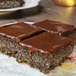 РЕЦЕПТ НА ДЕНОТ: Мак коцки без брашно