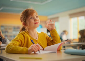 Силниот мозок започнува дома: Навики што го менуваат детството