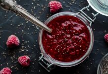 РЕЦЕПТ НА ДЕНОТ: Џем од малини и чиа