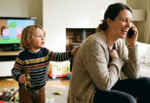 Како условената љубов од родителите влијае на вашето родителство денес