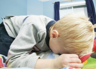 Како да ги научиме децата достоинствено да победуваат – и уште поважно, да прифаќаат пораз