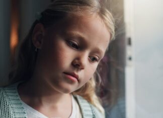 Луѓето кои се чувствувале исклучени како деца, подоцна ги развиваат овие особини