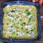 РЕЦЕПТ НА ДЕНОТ: Проја со спанаќ и млад кромид