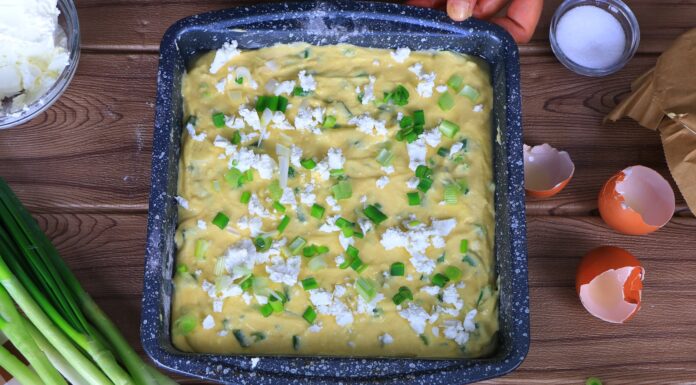 РЕЦЕПТ НА ДЕНОТ: Проја со спанаќ и млад кромид