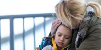 Родителската загриженост ретко греши: Инстинктот како важен сигнал за сериозна болест