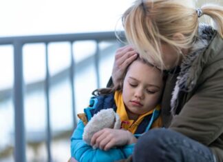 Родителската загриженост ретко греши: Инстинктот како важен сигнал за сериозна болест