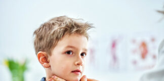 ВОДИЧ ЗА СТРЕПТОКОКНО ГРЛО: Кога болното грло кај детето е знак за стрептокока?