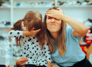 Не ги спасувајте децата од секоја грешка