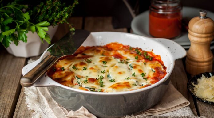 РЕЦЕПТ НА ДЕНОТ: Лазањи со тортиљи
