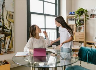 11 родителски навики кои несвесно создаваат агресивни деца