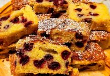 РЕЦЕПТ НА ДЕНОТ: Брз овошен колач со гриз и јогурт