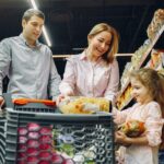 7 едноставни семејни навики што градат здраво, среќно и стабилно дете