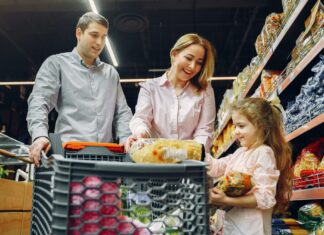 7 едноставни семејни навики што градат здраво, среќно и стабилно дете